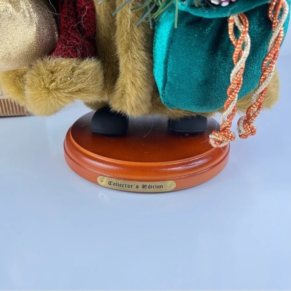 Grandeur Noel 16” Santa Collector’s Edition 1999
